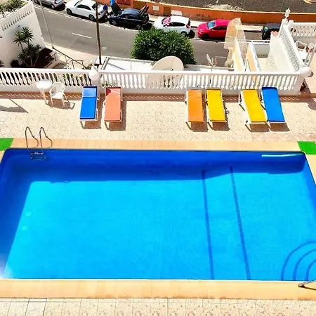 Apartment Estudio Solo Adultos A 9 Minutos A Pie De La Playa, Freewifi, Piscina Y Cerca De Playa De Las Americas En Sur De Tenerife